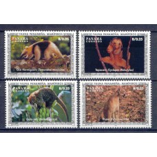 Фауна Панама 1996, Пума броненосец, серия 4 марок