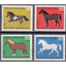 Фауна ФРГ 1969, Лошади, серия 4 марки
