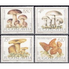 Грибы Югославия 1983,  Грибы серия 4 марки