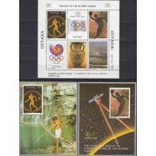 Олимпиада Гайана 1987, Сеул-88 комплект, малый лист с купонами Сеул-88 и 2 люкс- блока Mi: 21AII серебряная рамка