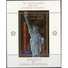 История США Экваториальная Гвинея 1975, История США Статуя Свободы, блок Mi: 178 (золото)